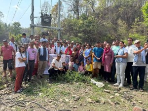 दाङको विकट क्षेत्र हारीचारमा पुग्यो विद्युत्